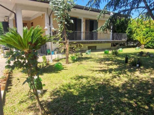 Villa in vendita a Montoro AV