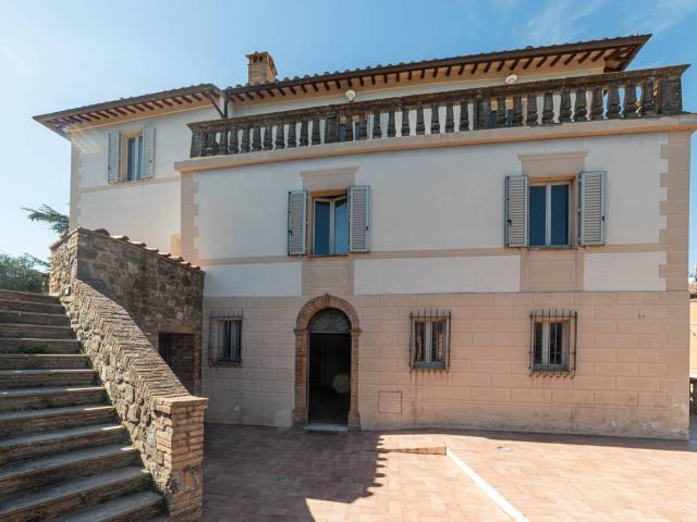 Villa in vendita a Montalcino SI
