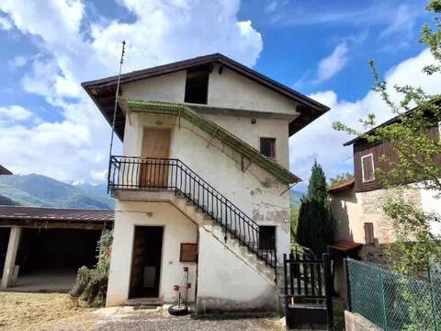 Villa in vendita a Montaldo di Mondovì CN
