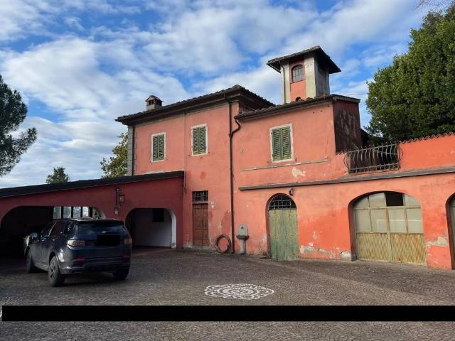 Villa in vendita a Montale PT