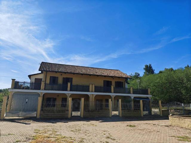 Villa in vendita a Montalenghe TO