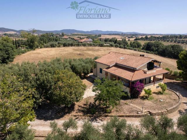 Villa in vendita a Montalto di Castro VT