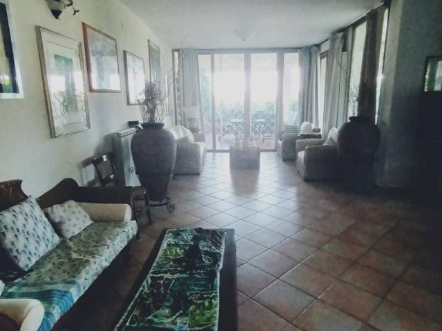 Villa in vendita a Montalto di Castro VT