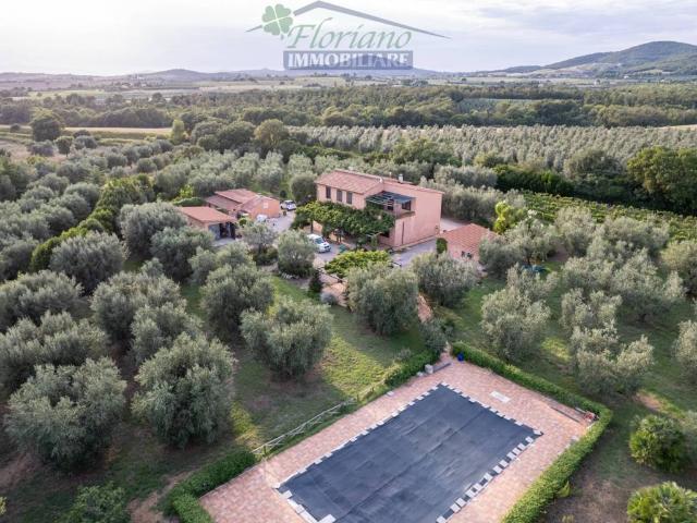 Villa in vendita a Montalto di Castro VT