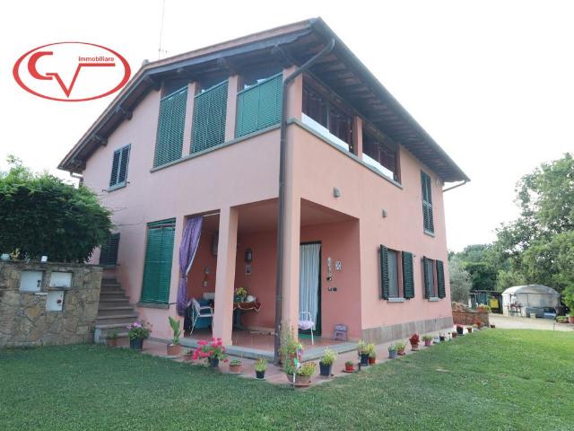 Villa in vendita a Montevarchi