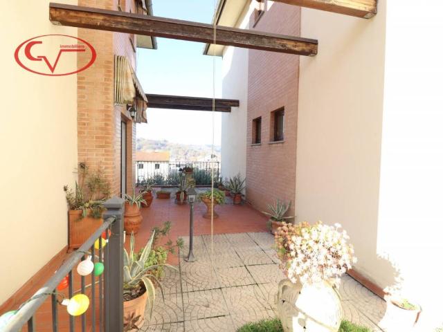 Villa in vendita a Montevarchi AR