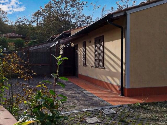 Villa in vendita a Monteverdi Marittimo PI