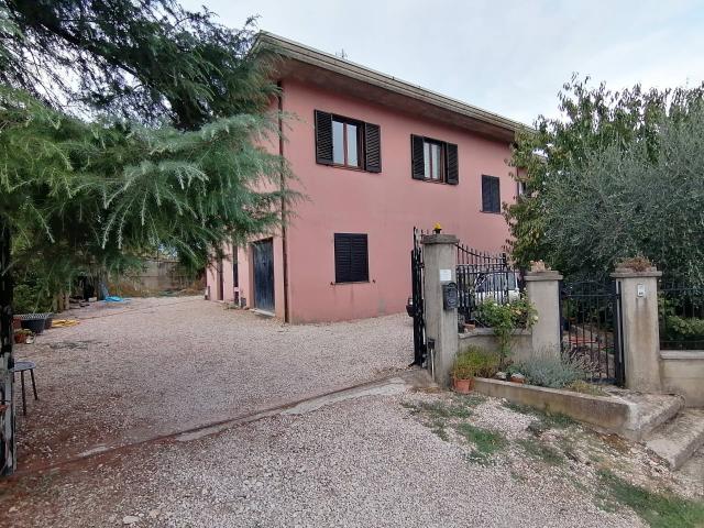 Villa in vendita a Monte Castello di Vibio, Madonna del Piano