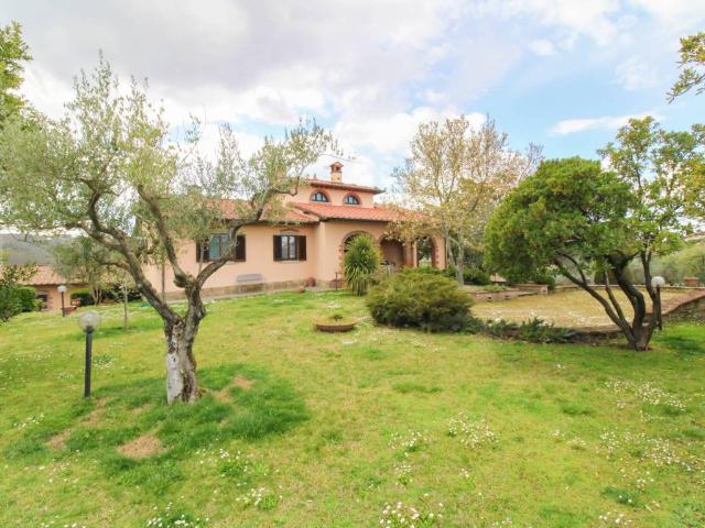 Villa in vendita a Monte San Savino AR