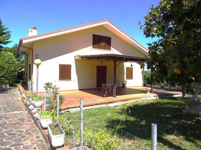 Villa in vendita a Monte San Vito AN