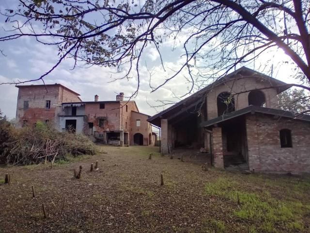 Villa in vendita a Montebello della Battaglia PV