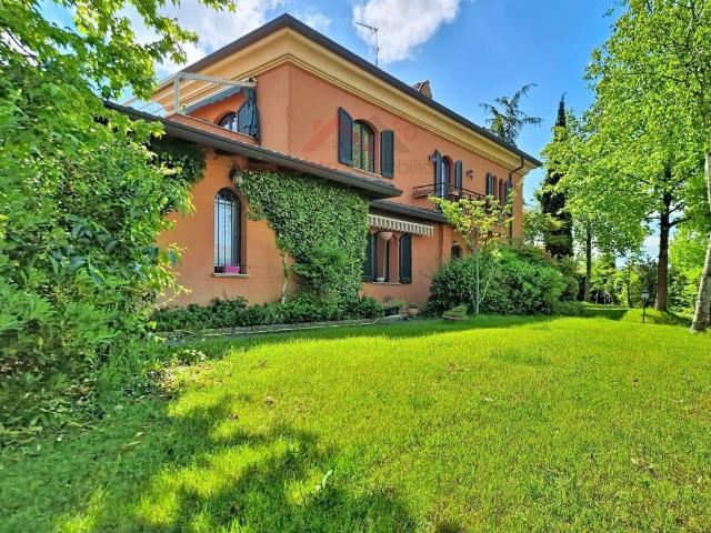 Villa in vendita a Montebello della Battaglia PV