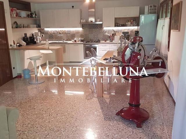 Villa in vendita a Montebelluna TV