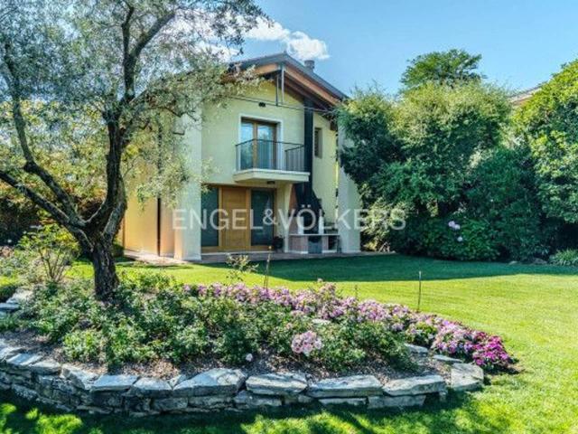 Villa in vendita a Montebelluna