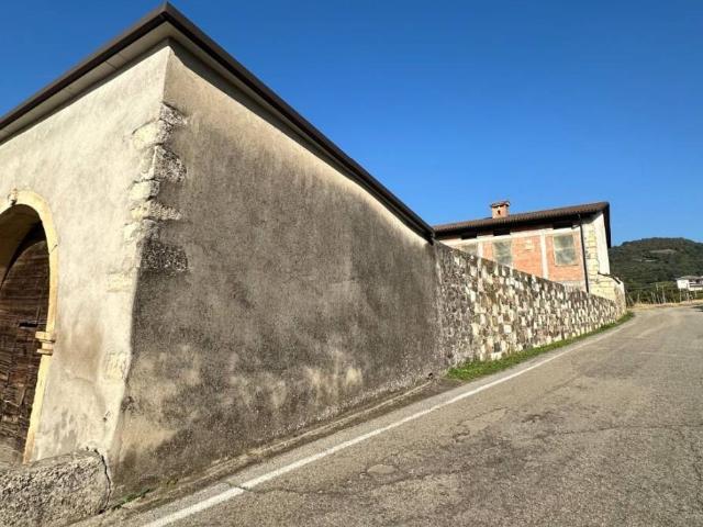 Villa in vendita a Montecchia di Crosara VR