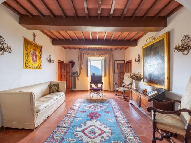 Villa in vendita a Montecatini Terme PT