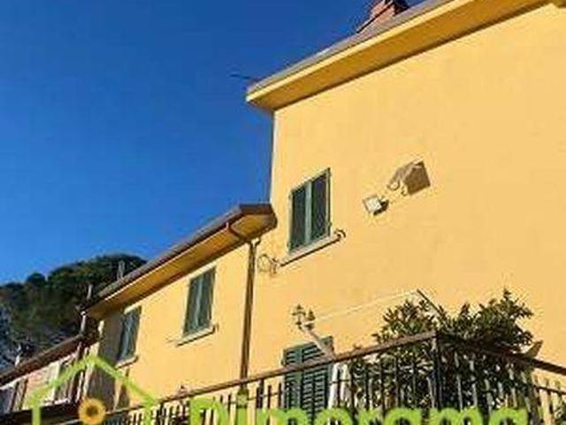 Villa in vendita a Montecatini Terme PT