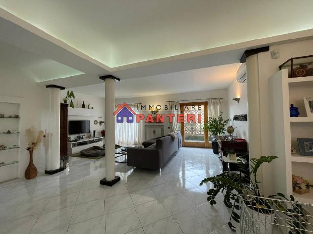 Villa in vendita a Montecatini Terme PT