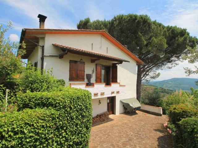 Villa in vendita a Montecatini Terme PT
