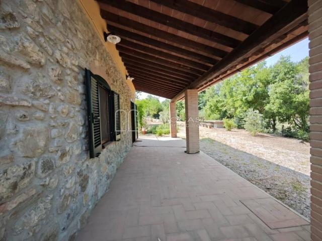 Villa in vendita a Montecatini Val di Cecina PI
