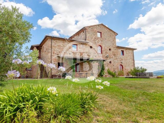 Villa in vendita a Montecatini Val di Cecina PI