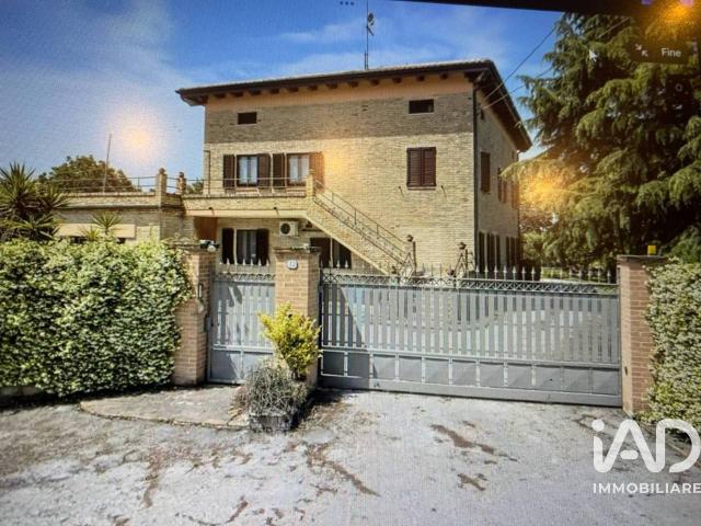 Villa in vendita a Montecosaro