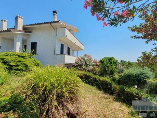 Villa in vendita a Montefelcino PU