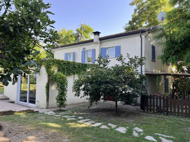 Villa in vendita a Montefelcino PU