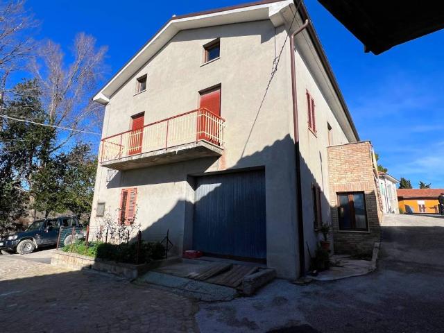 Villa in vendita a Montefelcino PU
