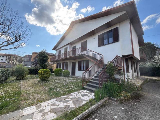 Villa in vendita a Montefiascone VT