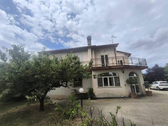 Villa in vendita a Montefiascone VT