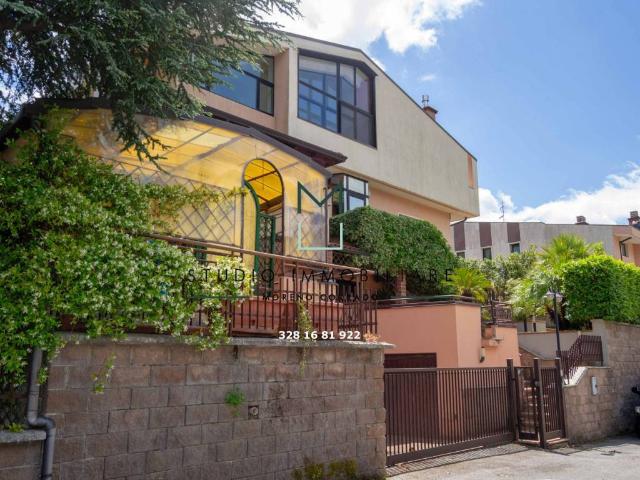 Villa in vendita a Monteforte Irpino AV