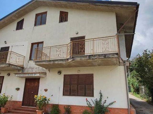 Villa in vendita a Monteforte Irpino AV