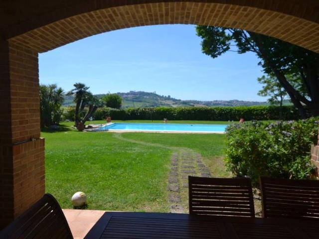 Villa in vendita a Montegranaro FM