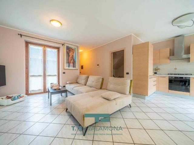 Villa in vendita a Montegrino Valtravaglia VA