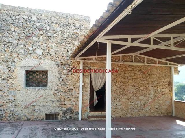 Villa in vendita a Montelepre PA