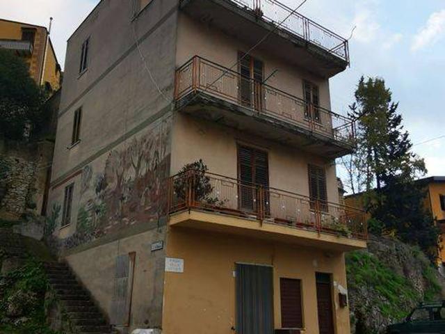 Villa in vendita a Montelepre PA