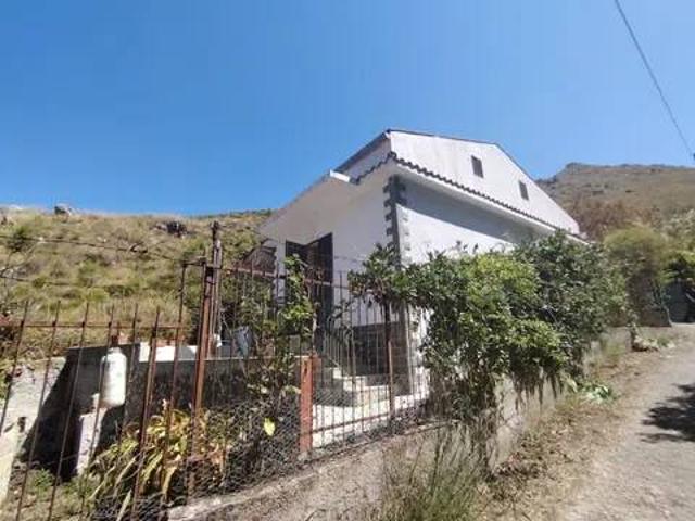 Villa in vendita a Montelepre PA