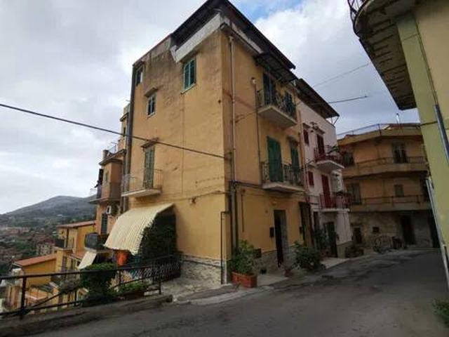 Villa in vendita a Montelepre PA