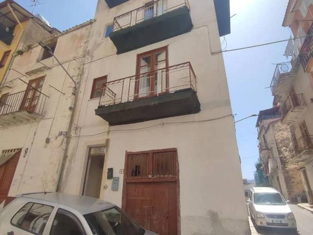 Villa in vendita a Montelepre PA