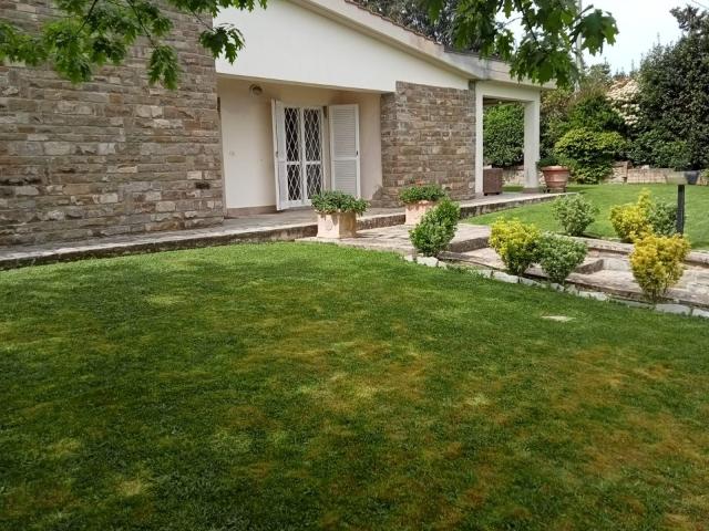 VILLA in VENDITA a MONTELUPO FIORENTINO di 7 vani