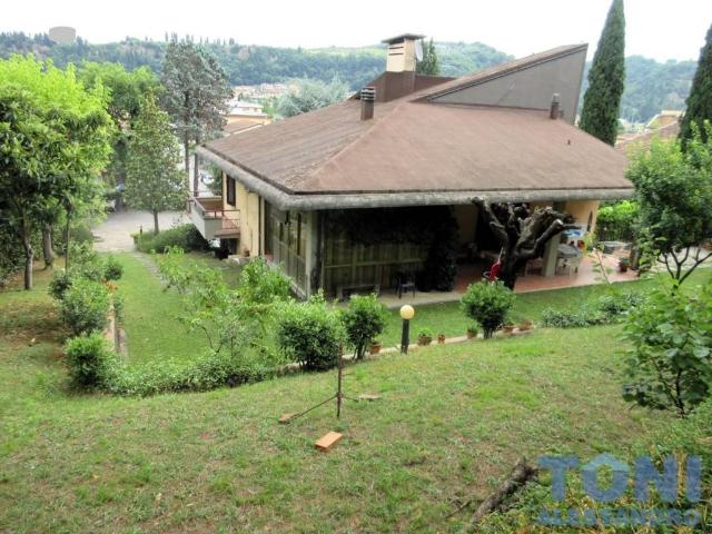 Villa in vendita a Montelupo Fiorentino FI
