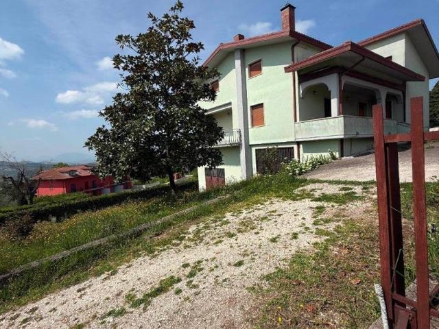 Villa in vendita a Montemiletto AV