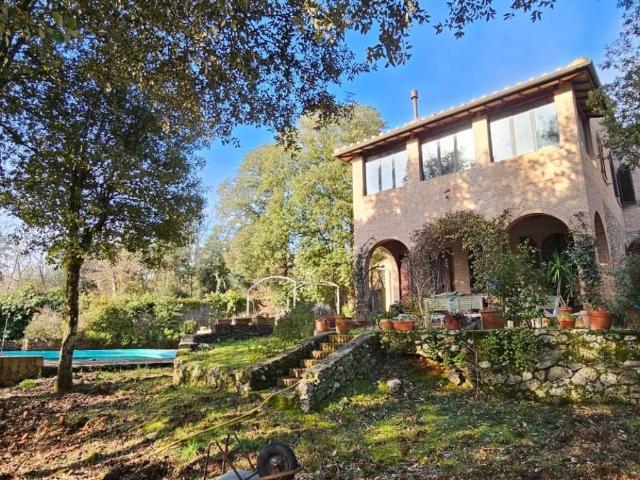 Villa in vendita a Monteriggioni SI