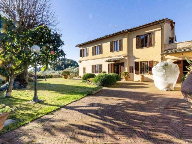 Villa in vendita a Monteriggioni SI