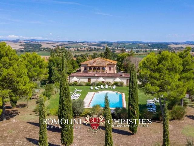Villa in vendita a Monteroni d'Arbia SI