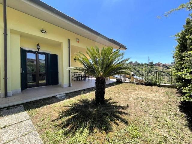 Villa in vendita a Monterotondo RM