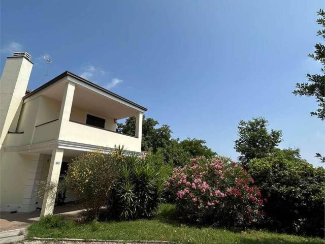 Villa in vendita a Montescudo Montecolombo RN