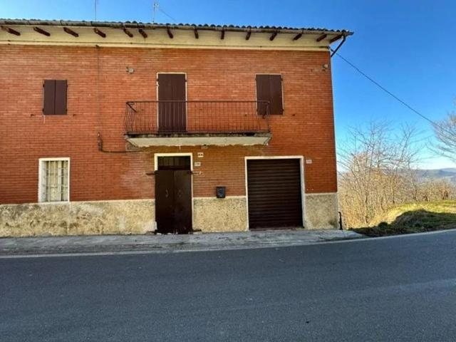 Villa in vendita a Montese MO