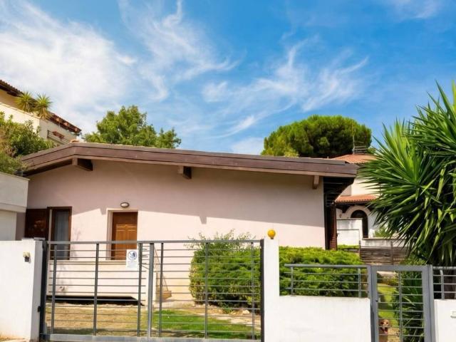 Villa in vendita a Montesilvano PE